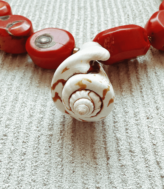 ALMA | Collar de Coral y Concha Natural - GRANATE 27