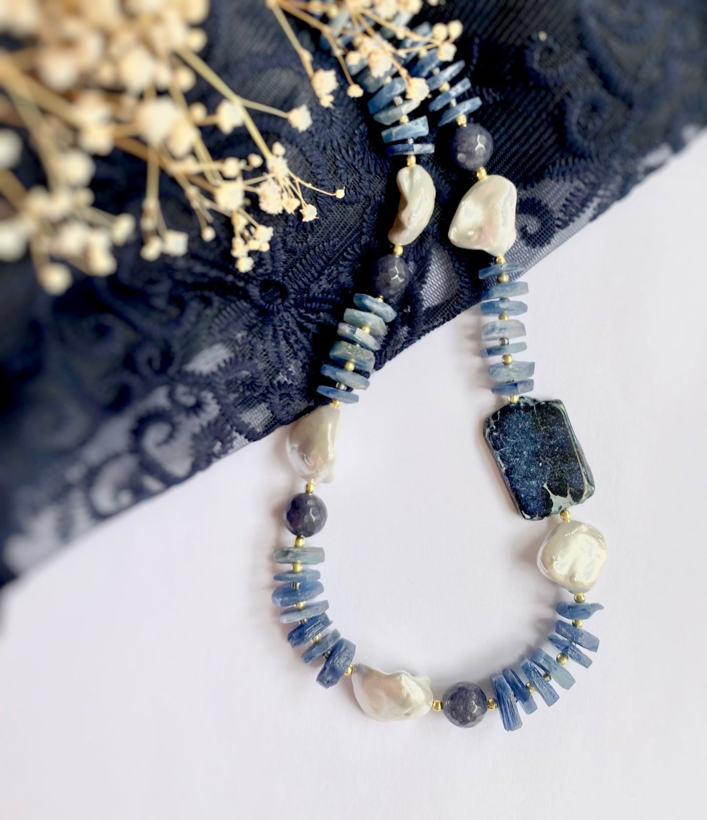 Collar ade Kianita, Jaspe Imperial y Perla Nácar - GRANATE 27