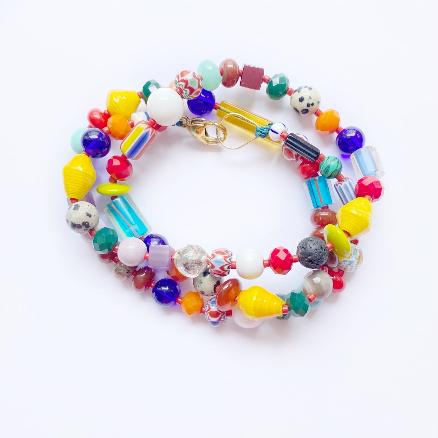 Collar Étnico Multicolor con Vidrio Africano y Piedras Naturales - GRANATE 27