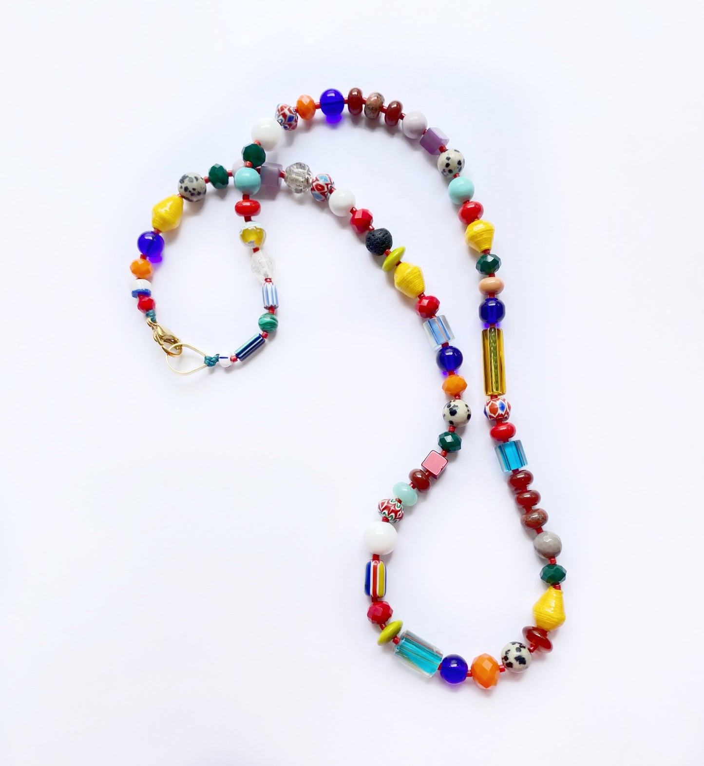 Collar Étnico Multicolor con Vidrio Africano y Piedras Naturales - GRANATE 27