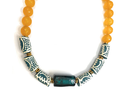 Collar de Ágatas Amarillas y Vidrio Africano Verde