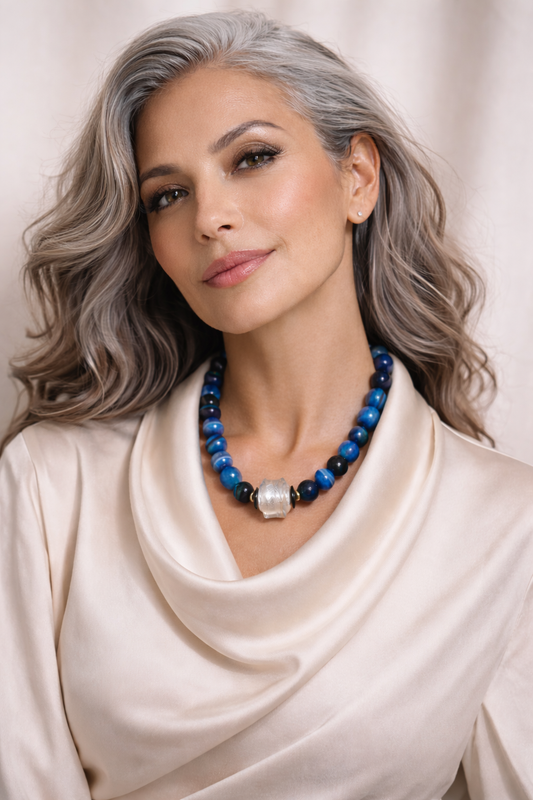 Collar Corto Rina Ágatas Azules y Murano