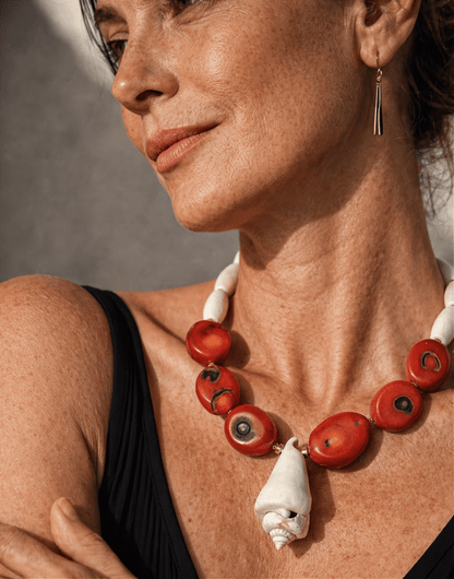 ALMA | Collar "GAIA" de Coral y Concha Natural - GRANATE 27