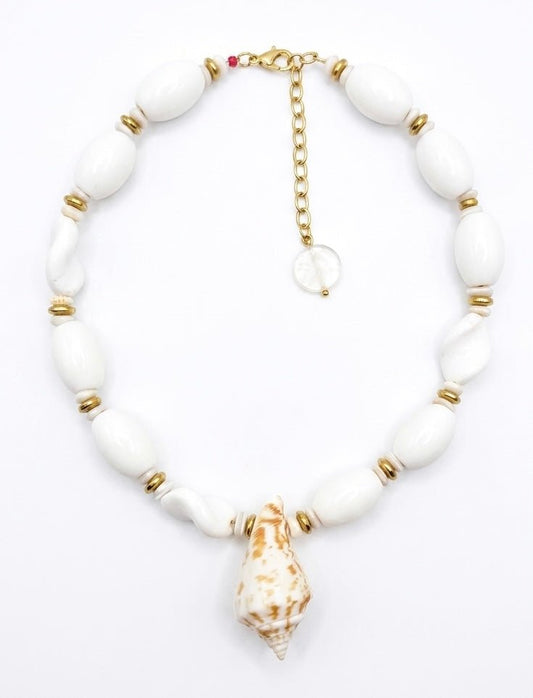 Collar Blanco de Cerámica y Concha Natural - GRANATE 27