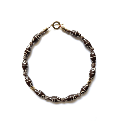 Collar Café de Vidrio Africano - GRANATE 27
