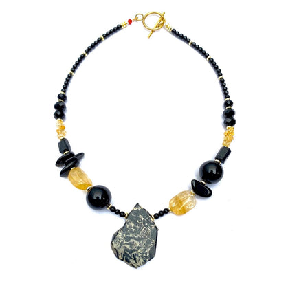 Collar de Ónix, Jaspe y Ámbar - GRANATE 27