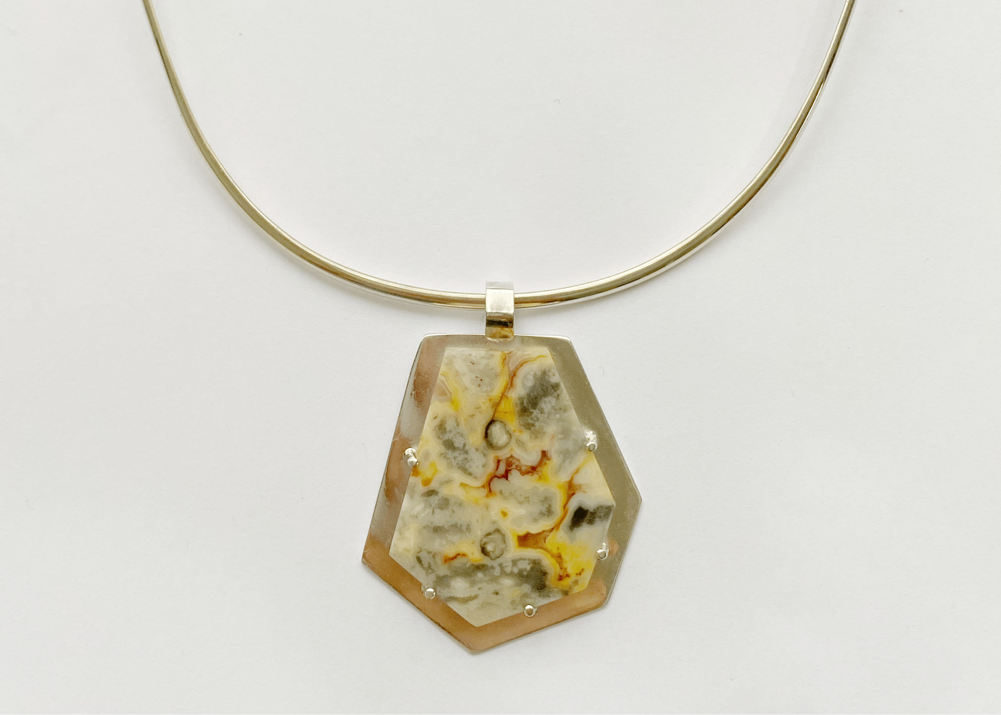 Collar Gargantilla de Plata y Colgante de Piedra Natural - GRANATE 27