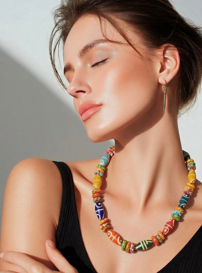 Collar Multicolor de Vidrio Africano - GRANATE 27