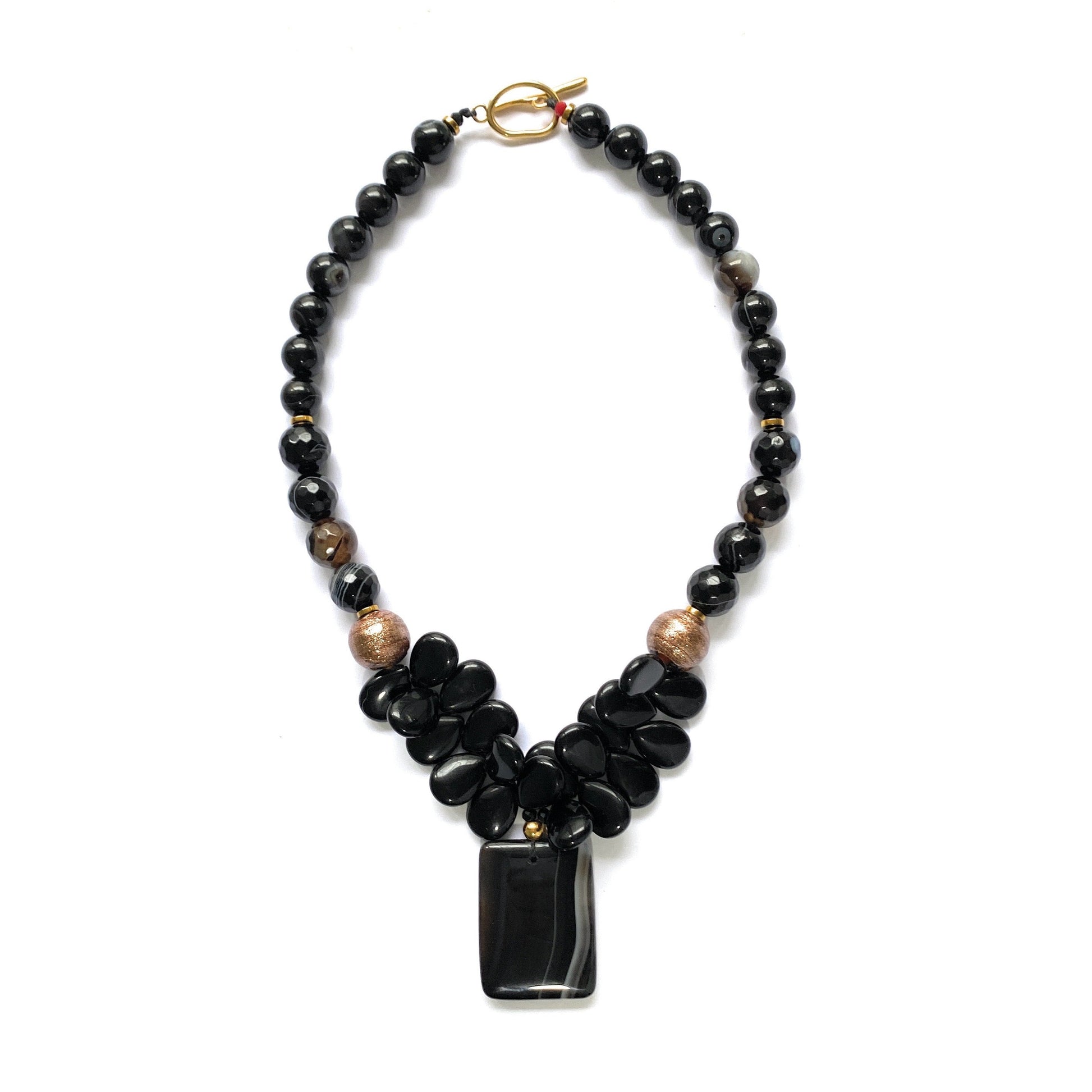 Collar Negro de Ágatas y Ónix - GRANATE 27