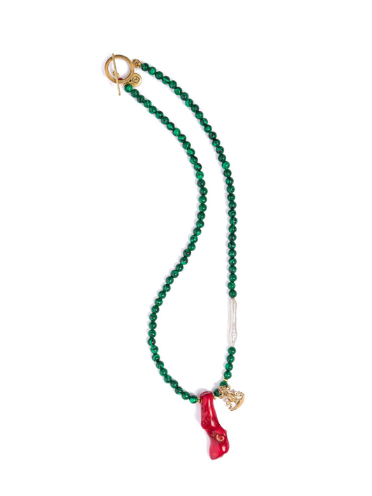 Collar Precolombino de Malaquita, Coral y Perla - GRANATE 27