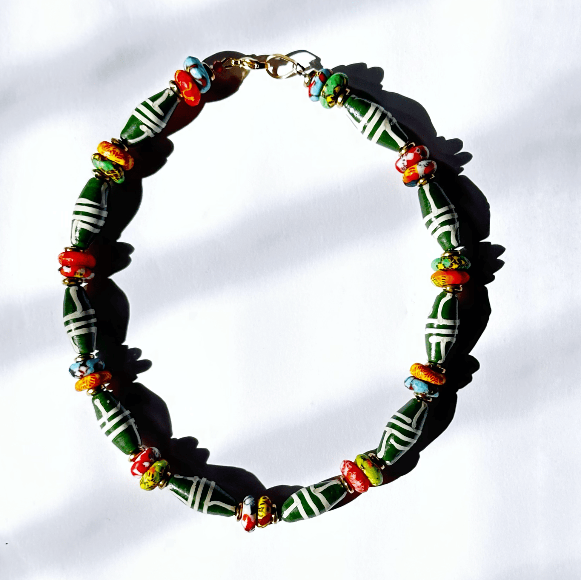 Collar Verde de Vidrio Africano - GRANATE 27