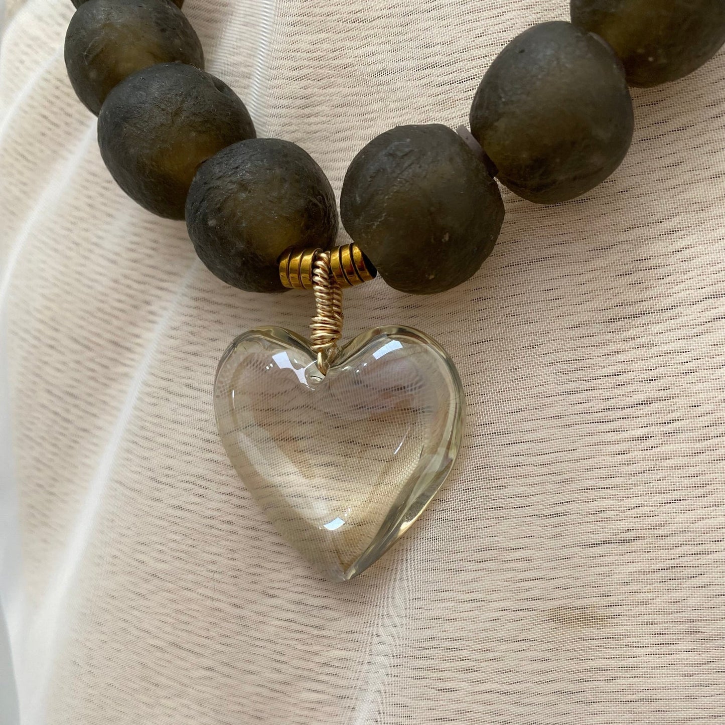 Maxi Collar de Vidrio Africano Ahumado - GRANATE 27