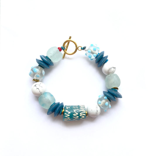 Pulsera Celeste de Vidrio Africano - GRANATE 27