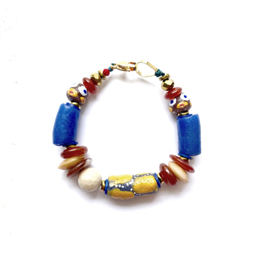 Pulsera de Vidrio Africano Azul y Café - GRANATE 27