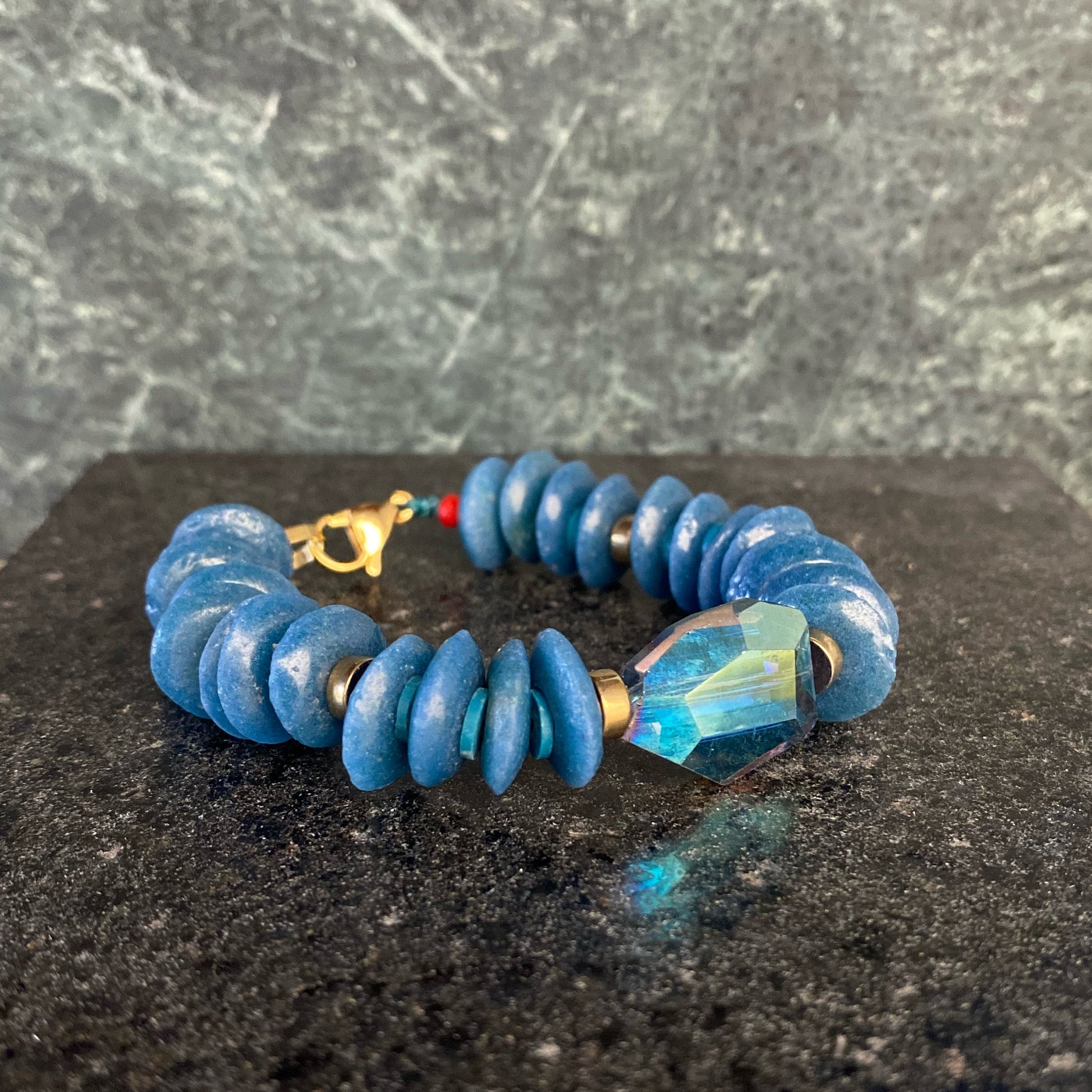 Pulseras de Vidrio Africano y Cristal - GRANATE 27
